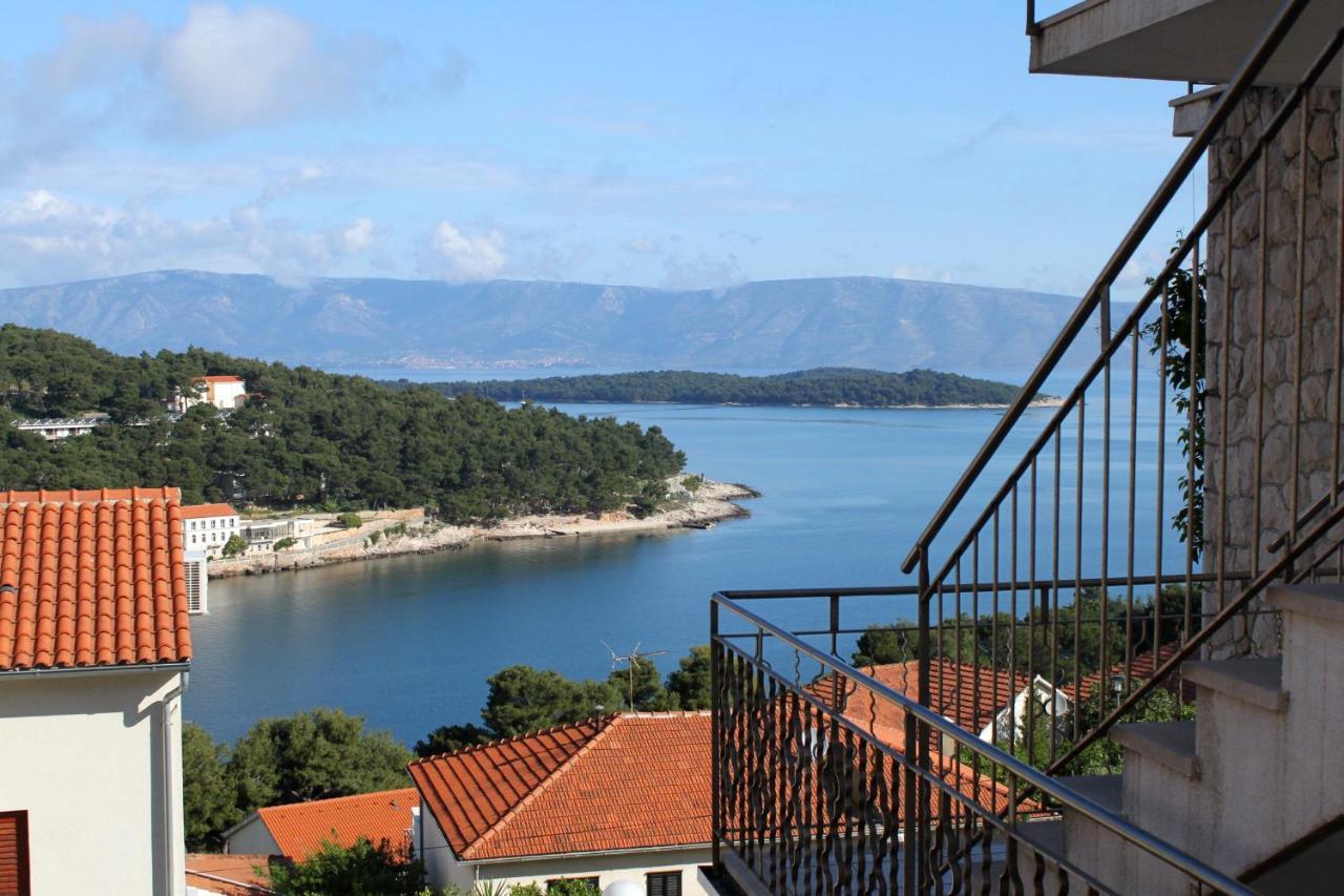 Apartments With A Parking Space Jelsa, Hvar - 8765 Jelsa  Exterior photo
