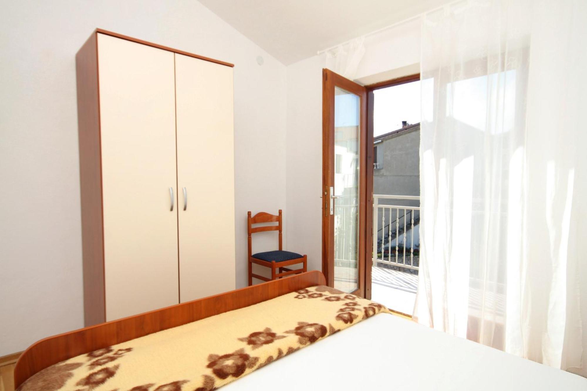 Apartments With A Parking Space Jelsa, Hvar - 8765 Jelsa  Room photo
